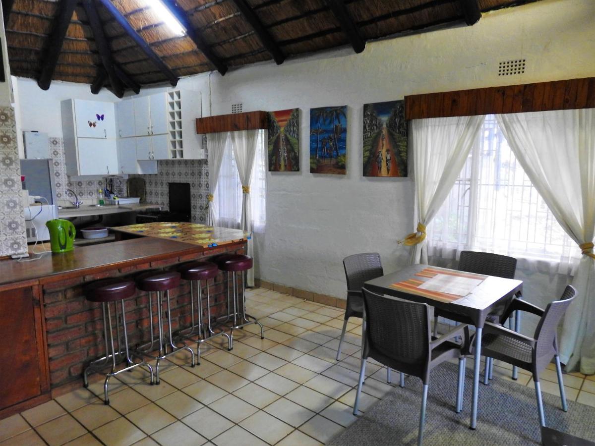 Viewpoint Lodge & Safari Tours Hazyview Buitenkant foto