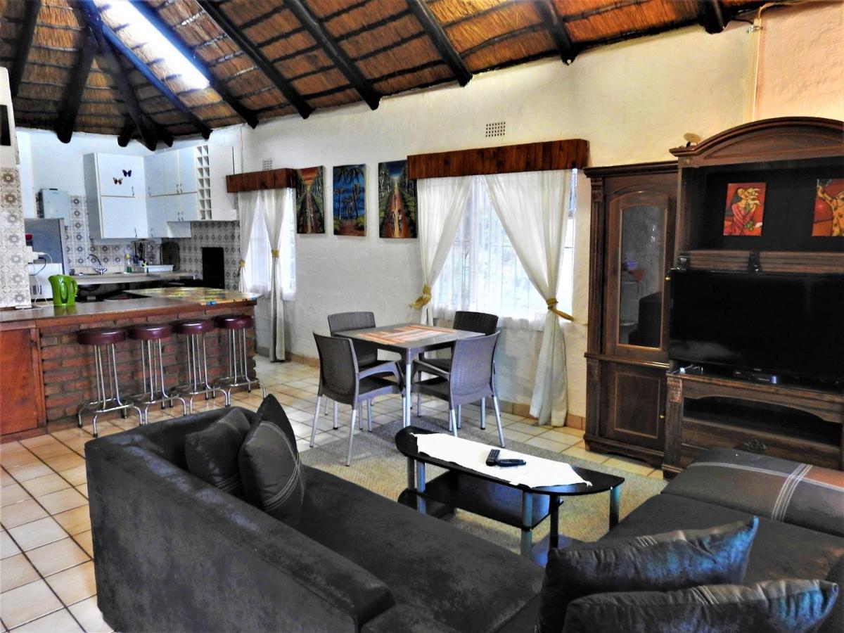 Viewpoint Lodge & Safari Tours Hazyview Buitenkant foto